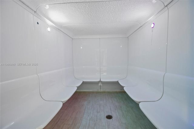 1800 N Bayshore Dr 3115, Miami, FL 33132