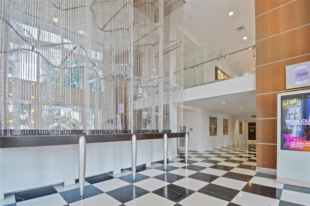 1800 N Bayshore Dr 3115, Miami, FL 33132