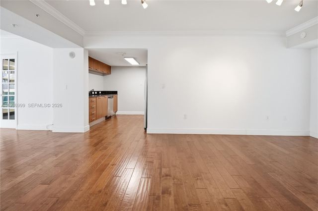 1800 N Bayshore Dr 3115, Miami, FL 33132