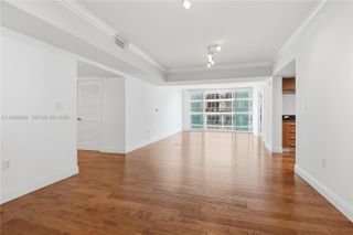 1800 N Bayshore Dr 3115, Miami, FL 33132