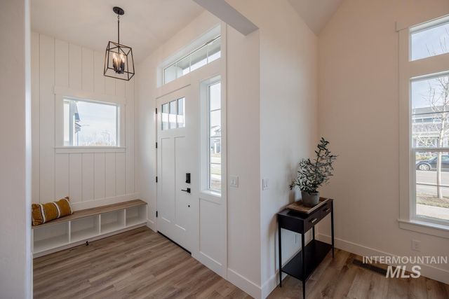 6083 S Apex Ave, Meridian, ID 83642