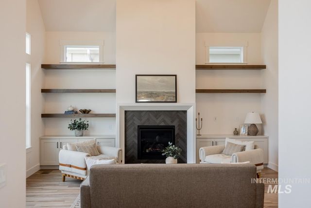 6083 S Apex Ave, Meridian, ID 83642