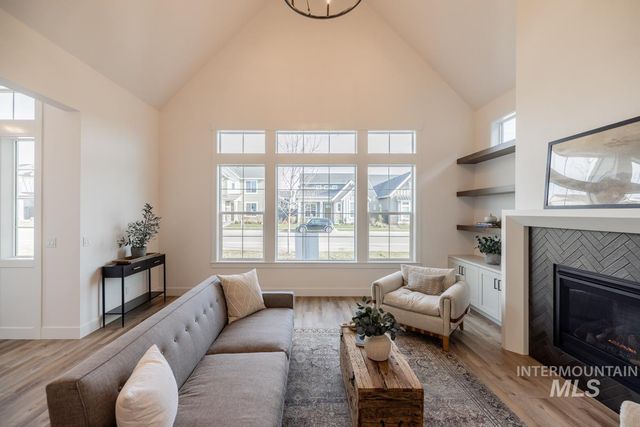 6083 S Apex Ave, Meridian, ID 83642