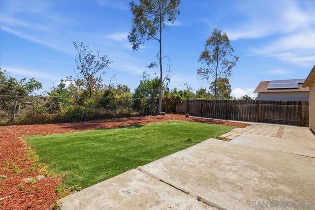 8737 Jade Coast Dr, San Diego, CA 92126