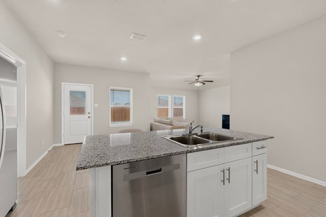 332 Pecos Drive, Azle, TX 76020