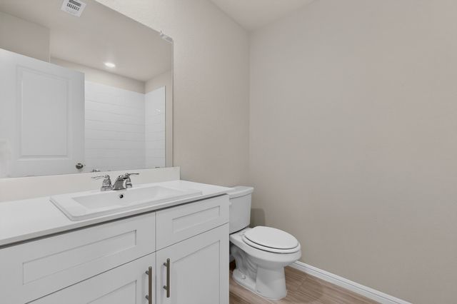 332 Pecos Drive, Azle, TX 76020