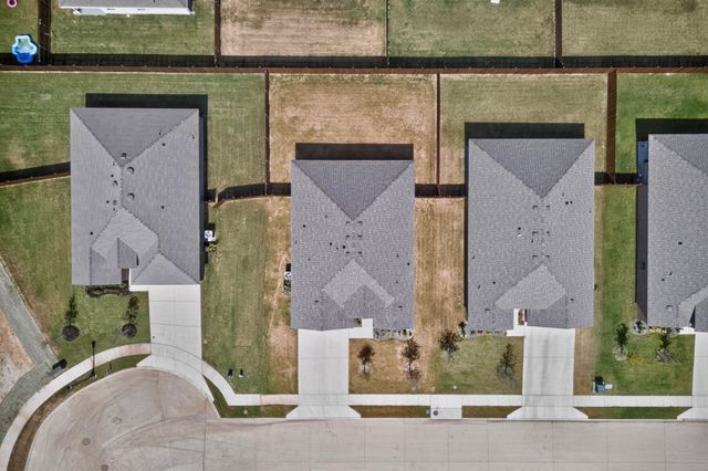 332 Pecos Drive, Azle, TX 76020