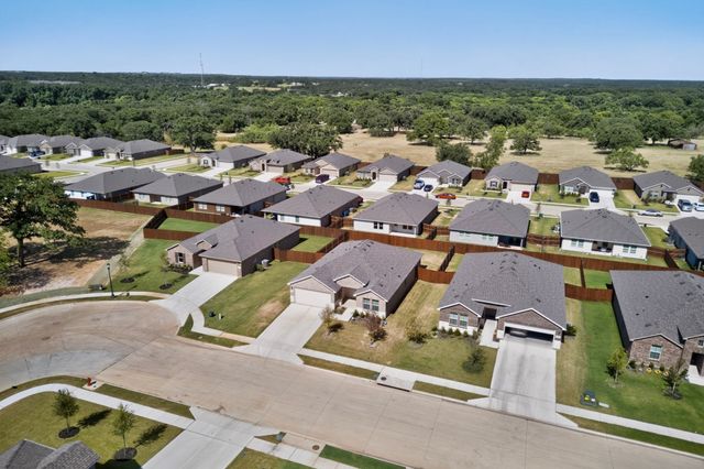 332 Pecos Drive, Azle, TX 76020