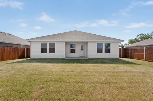 332 Pecos Drive, Azle, TX 76020