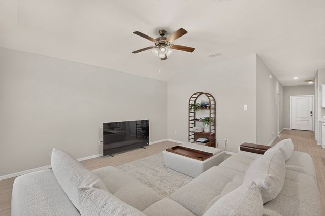 332 Pecos Drive, Azle, TX 76020