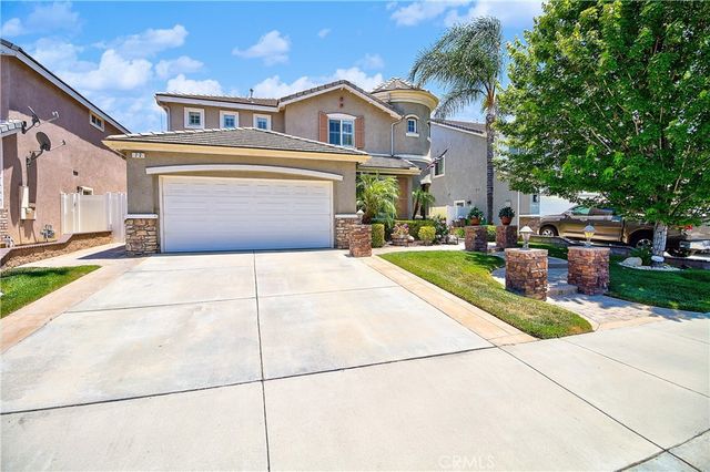 72 Newburn Court, Beaumont, CA 92223