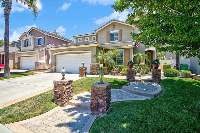 72 Newburn Court, Beaumont, CA 92223