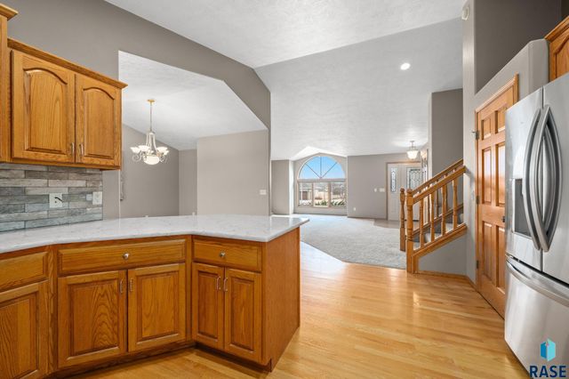 2409 S Grinnell Ave Avenue, Sioux Falls, SD 57106