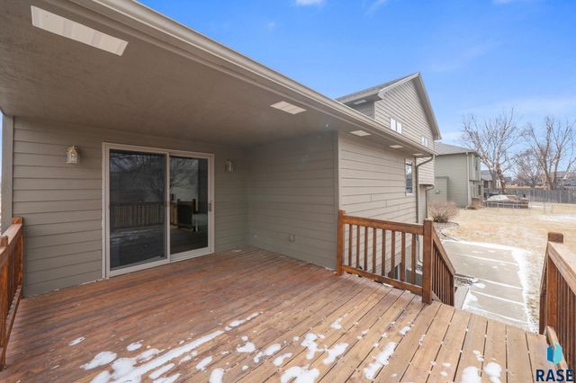 2409 S Grinnell Ave Avenue, Sioux Falls, SD 57106