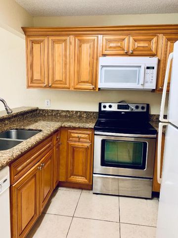 1566 Lake Crystal Drive A, West Palm Beach, FL 33411