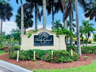 1566 Lake Crystal Drive A, West Palm Beach, FL 33411