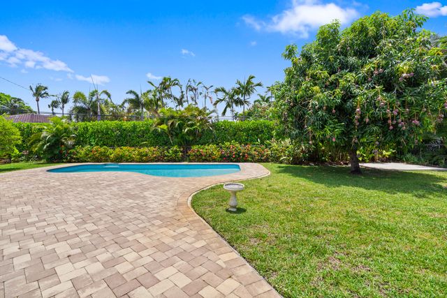 1705 NE 26th Avenue, Fort Lauderdale, FL 33305