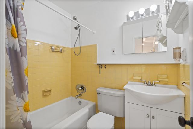 1705 NE 26th Avenue, Fort Lauderdale, FL 33305