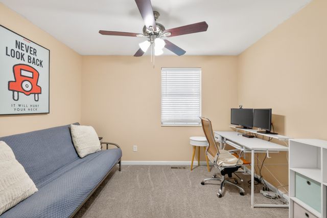 5601 Country Dr Apt 209, Nashville, TN 37211