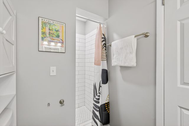 5601 Country Dr Apt 209, Nashville, TN 37211