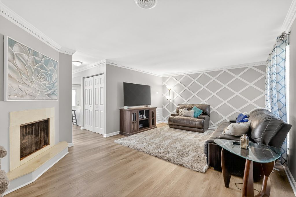 5601 Country Dr Apt 209, Nashville, TN 37211