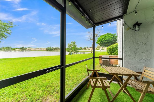 8720 N Sherman Cir 101, Miramar, FL 33025