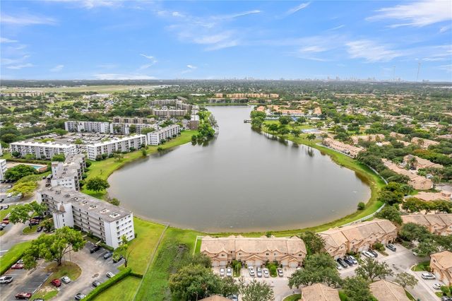 8720 N Sherman Cir 101, Miramar, FL 33025