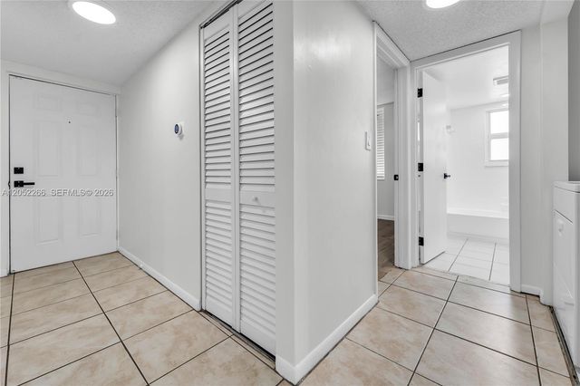 8720 N Sherman Cir 101, Miramar, FL 33025