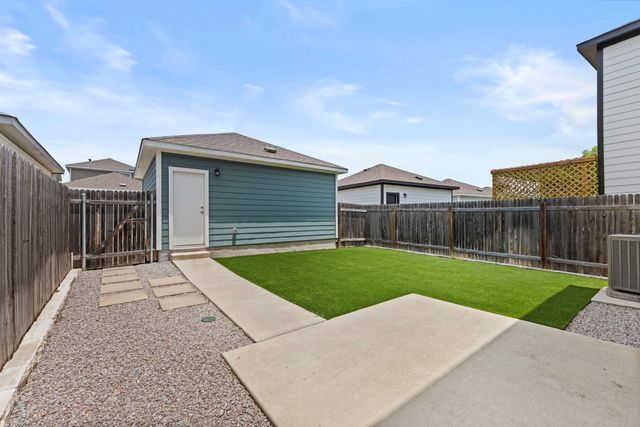 1713 Fountain Bridge DR, Leander, TX 78641