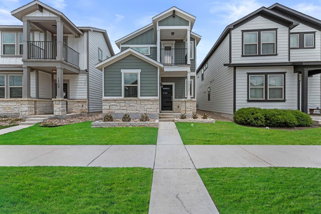 1713 Fountain Bridge DR, Leander, TX 78641