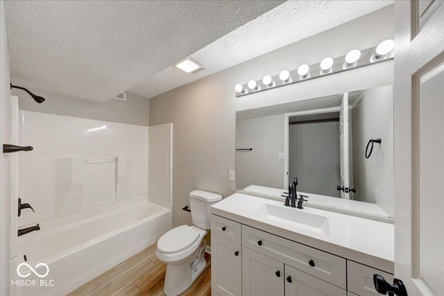 10744 Putnam Place, Carmel, IN 46032