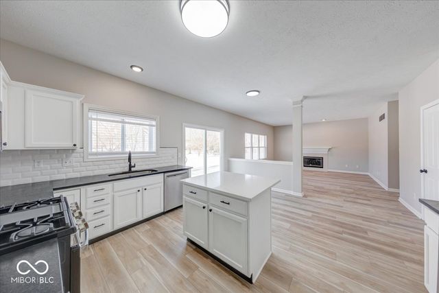 10744 Putnam Place, Carmel, IN 46032