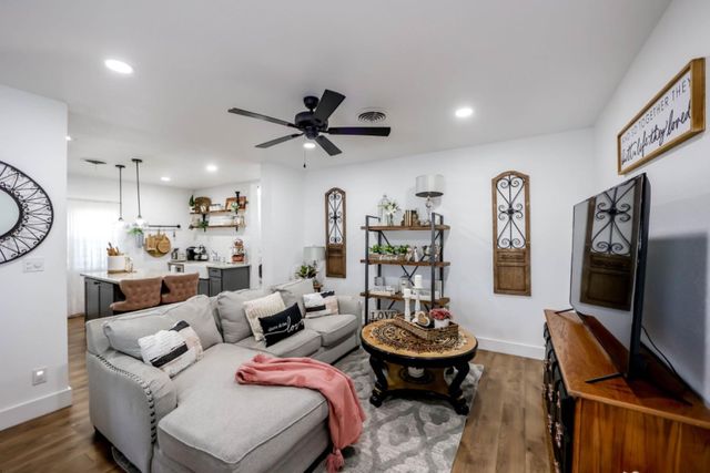 209 D Avenue, Abernathy, TX 79311