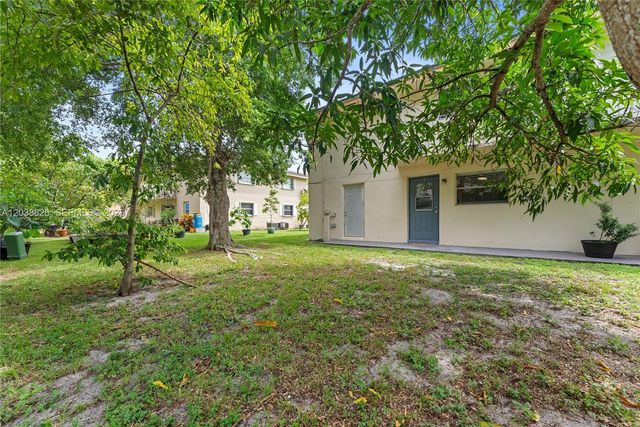10261 NW 35th St 10, Coral Springs, FL 33065