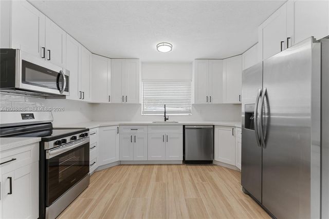 10261 NW 35th St 10, Coral Springs, FL 33065