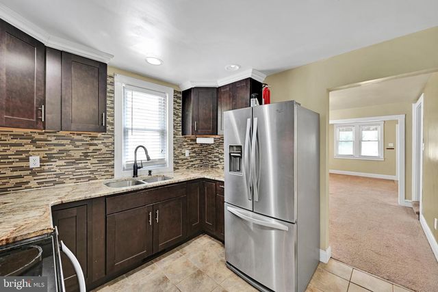 2147 OLD PHILADELPHIA PIKE, Lancaster, PA 17602