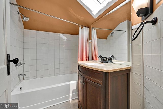 2147 OLD PHILADELPHIA PIKE, Lancaster, PA 17602