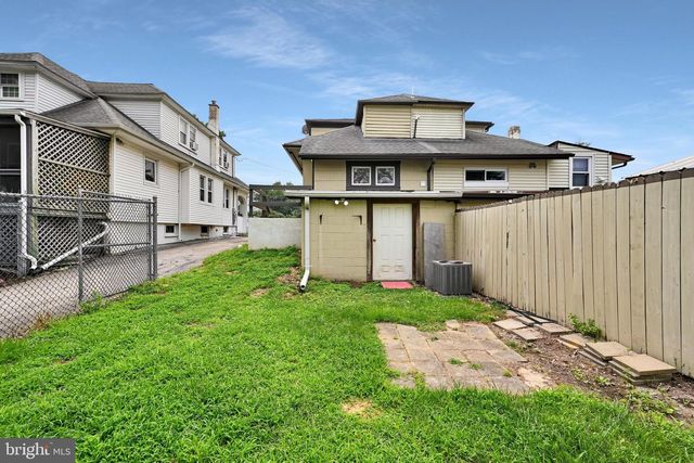 2147 OLD PHILADELPHIA PIKE, Lancaster, PA 17602