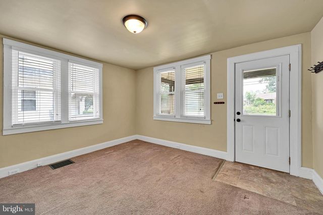2147 OLD PHILADELPHIA PIKE, Lancaster, PA 17602