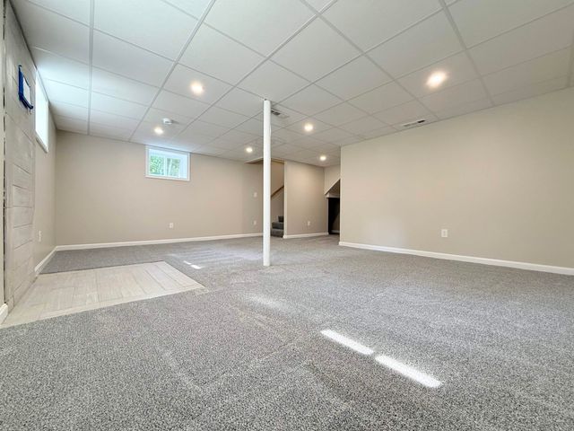 37 Bluff Street, Salem, NH 03079