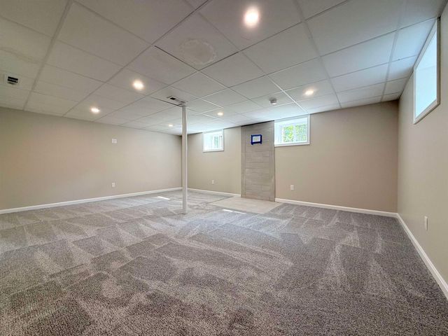 37 Bluff Street, Salem, NH 03079