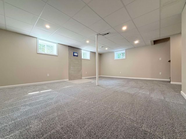 37 Bluff Street, Salem, NH 03079