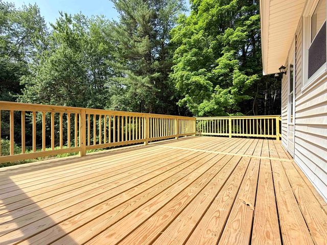 37 Bluff Street, Salem, NH 03079
