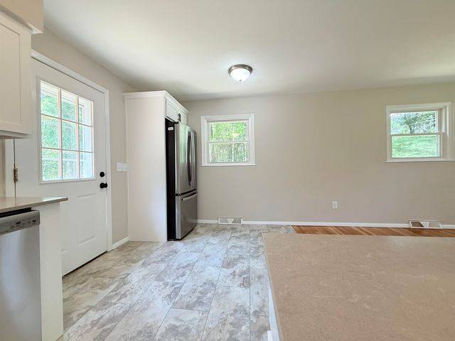 37 Bluff Street, Salem, NH 03079