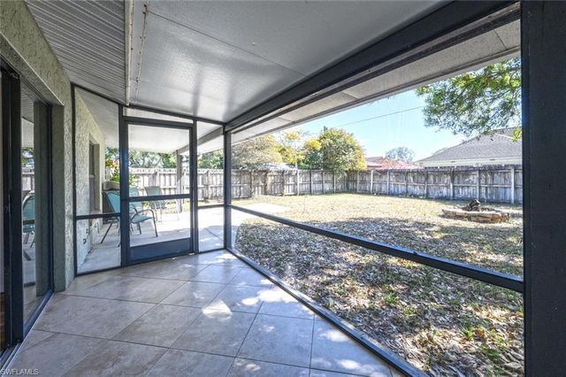 104 Johnnycake DR, Naples, FL 34110