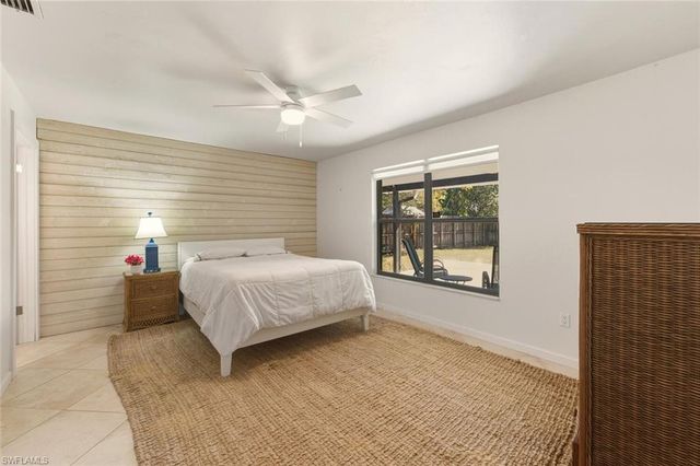 104 Johnnycake DR, Naples, FL 34110