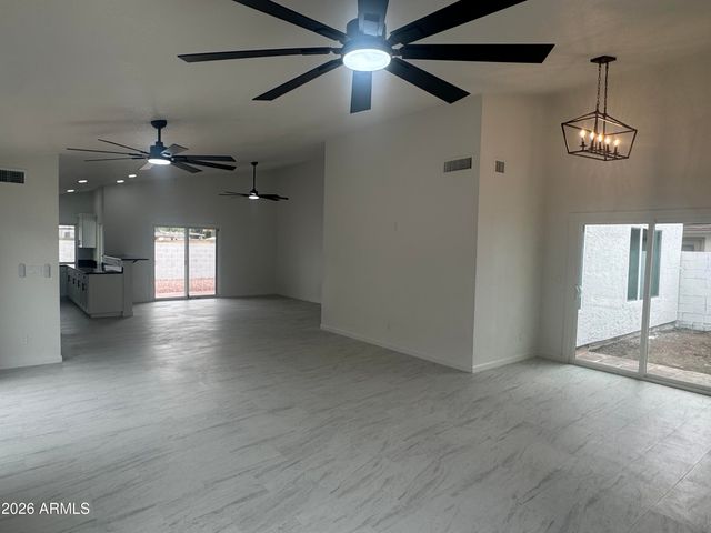 18815 N 43RD Drive, Glendale, AZ 85308