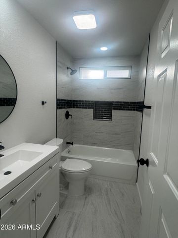 18815 N 43RD Drive, Glendale, AZ 85308