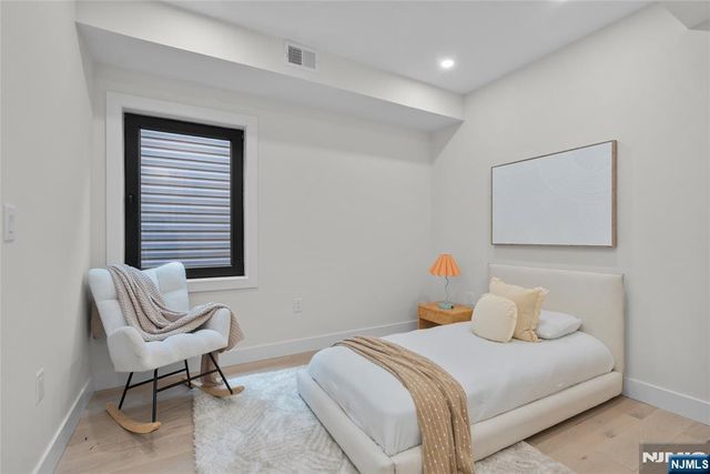 99 Van Horne Street 2, Jersey City, NJ 07304