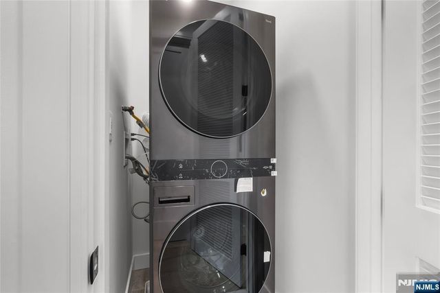 99 Van Horne Street 2, Jersey City, NJ 07304
